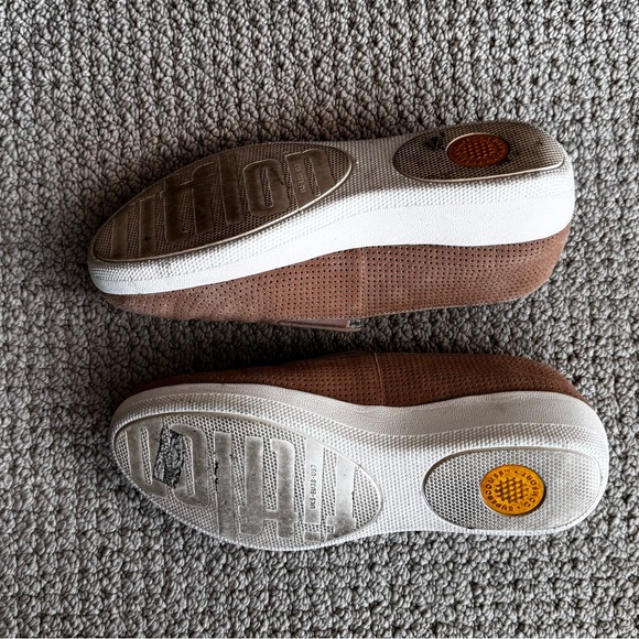 Fit Flops. Euro 38. Tan suede. Gently worn - Picture 4 of 4